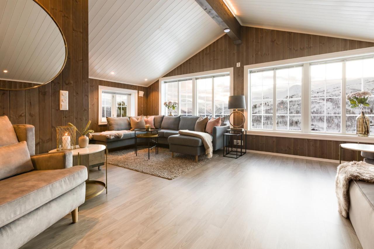 Strandafjellet Mountain Lodge Странда Экстерьер фото